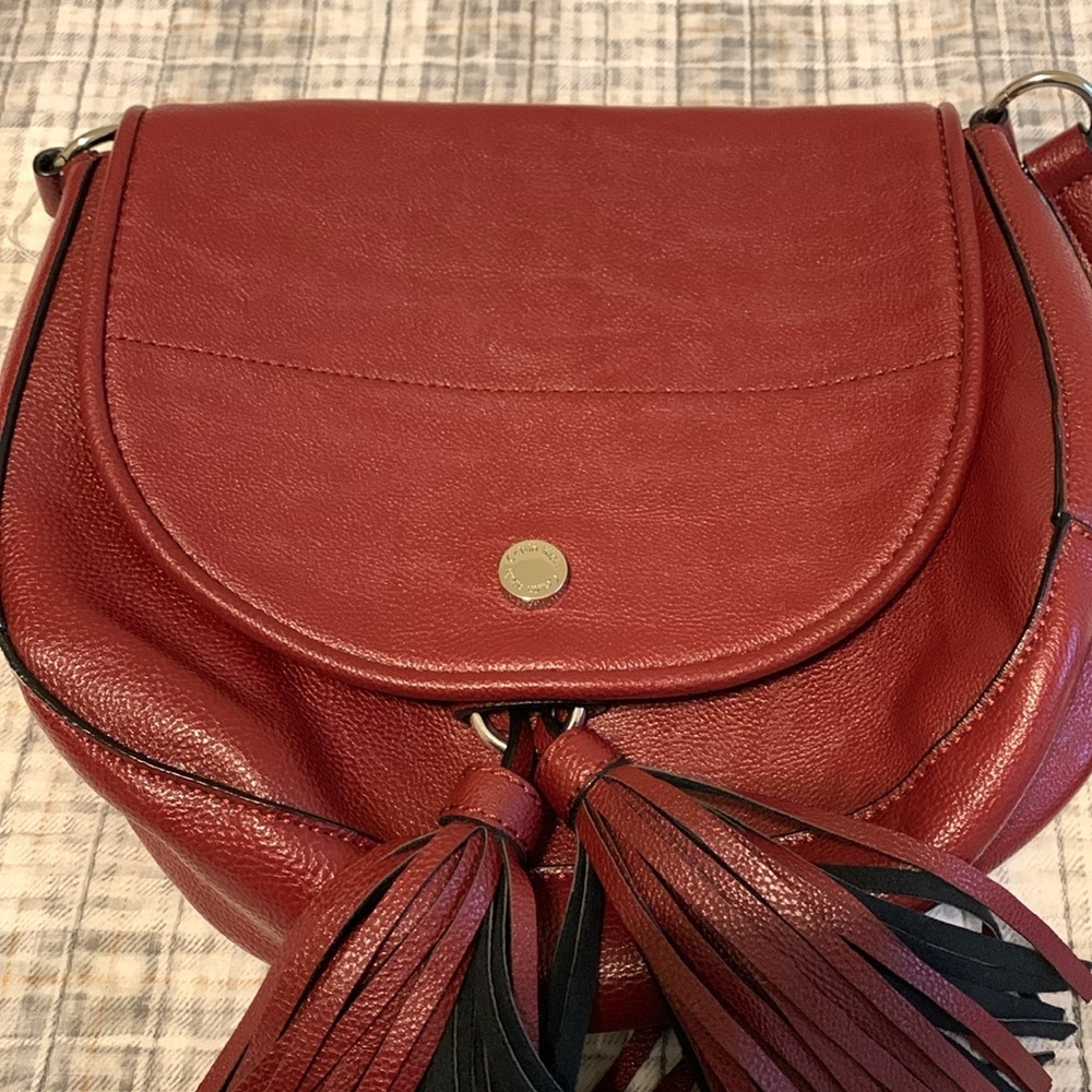 Calvin Klein red leather one shoulder hand bag with front tassel - Picture 5 of 6